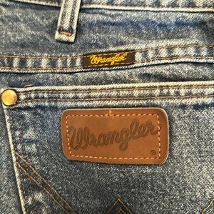 men’s Cowboy Wrangler regular fit size 35x32